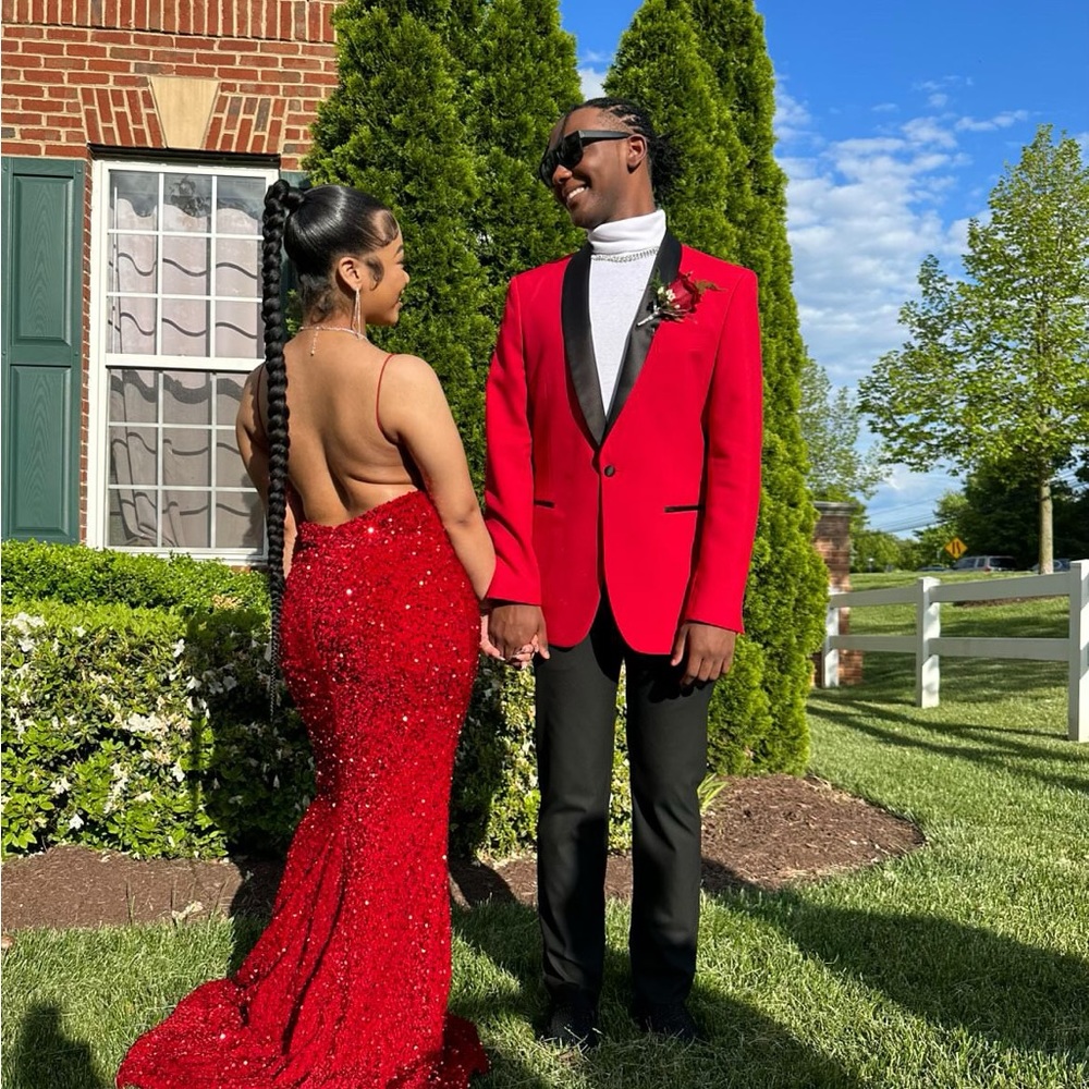 Red prom dress